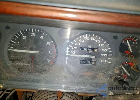 1995 Jeep Cheerokee z USA, uszkodzony, nr VIN 1J4FN78S2SL637266